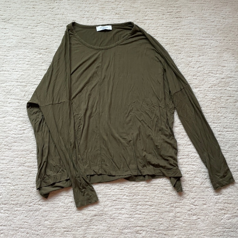 CJLA green top